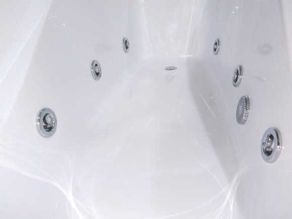 Комплект Акриловая ванна TIMO HELLA1880+Каркас + Слив-перелив+Гидромассаж 6 форсунок+Гидромассаж спины 3 форсунки Комплект Акриловая ванна TIMO HELLA1880+Каркас + Слив-перелив+Гидромассаж 6 форсунок+Гидромассаж спины 3 форсунки