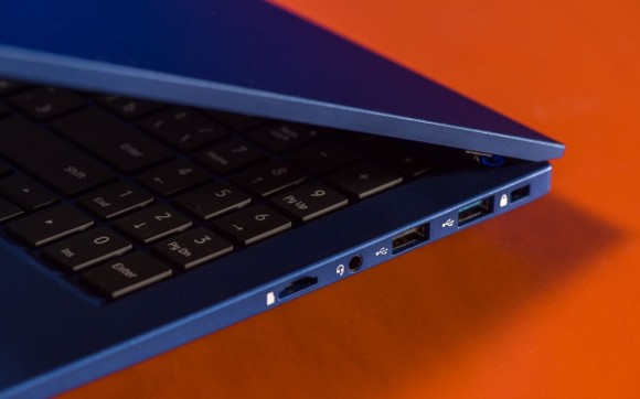 Ноутбук Haier AX1540SD