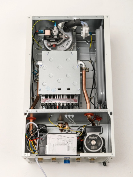 Настенный газовый котел Газрусс "GR 14"